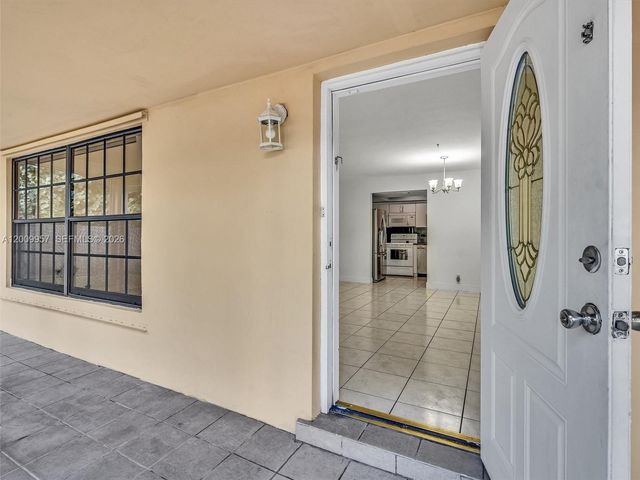 1322 SW 26th Ter, Fort Lauderdale, FL 33312