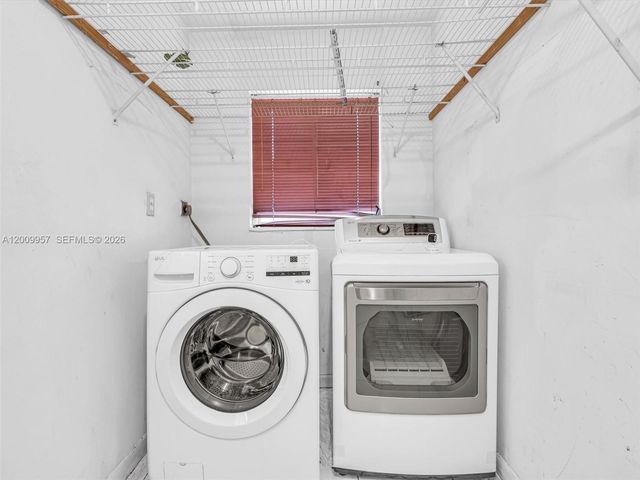 1322 SW 26th Ter, Fort Lauderdale, FL 33312