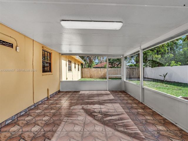 1322 SW 26th Ter, Fort Lauderdale, FL 33312
