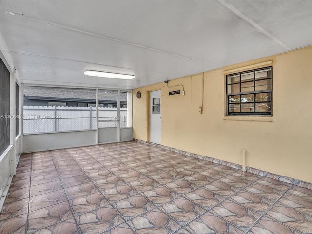 1322 SW 26th Ter, Fort Lauderdale, FL 33312