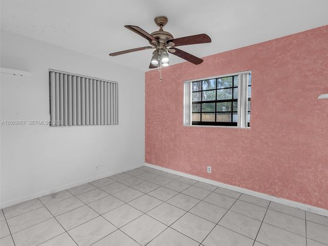 1322 SW 26th Ter, Fort Lauderdale, FL 33312