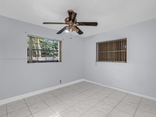 1322 SW 26th Ter, Fort Lauderdale, FL 33312