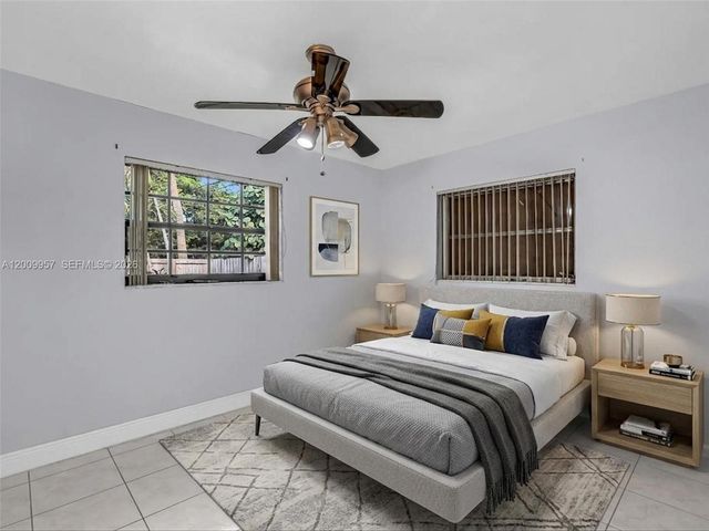 1322 SW 26th Ter, Fort Lauderdale, FL 33312