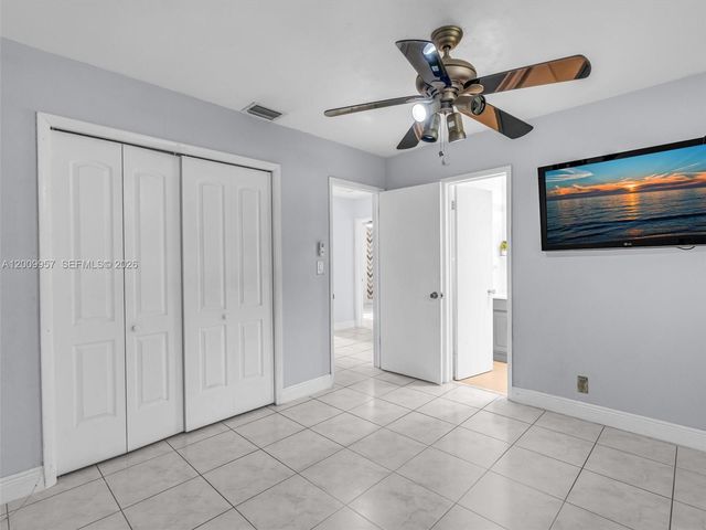1322 SW 26th Ter, Fort Lauderdale, FL 33312