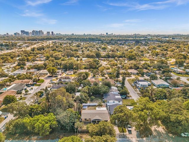 1322 SW 26th Ter, Fort Lauderdale, FL 33312