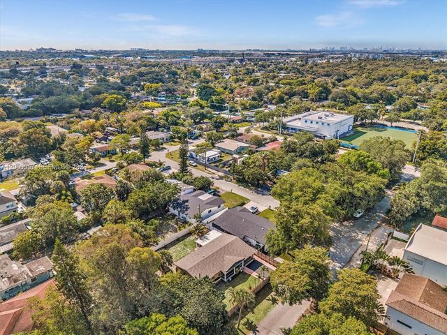 1322 SW 26th Ter, Fort Lauderdale, FL 33312