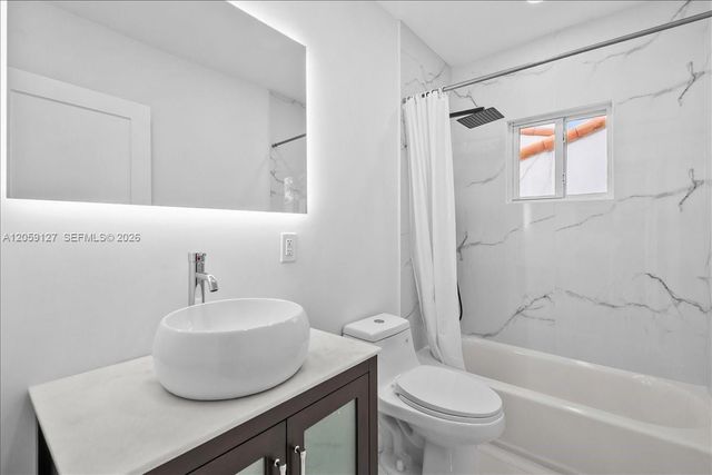 3389 NW 14th Avenue, Miami, FL 33142