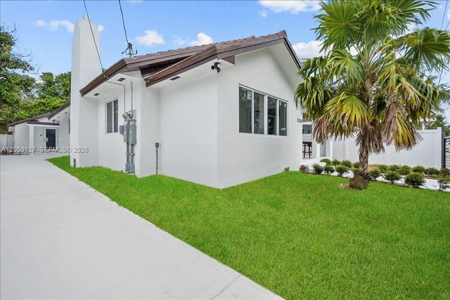 3389 NW 14th Avenue, Miami, FL 33142
