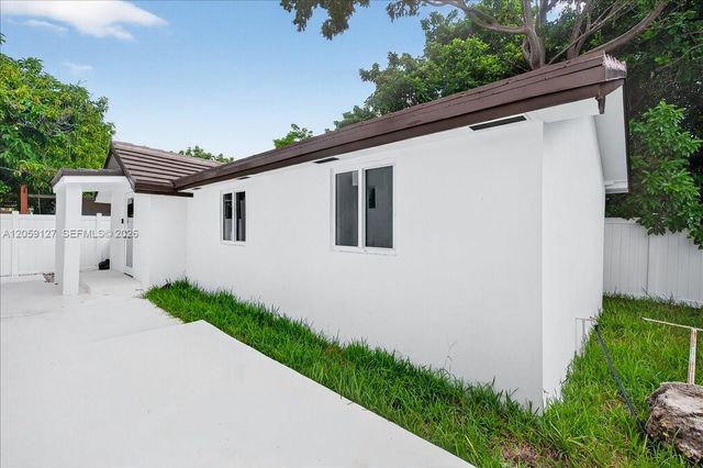 3389 NW 14th Avenue, Miami, FL 33142