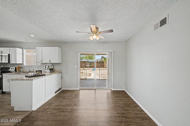 1510 S LAWTHER Drive, Apache Junction, AZ 85120