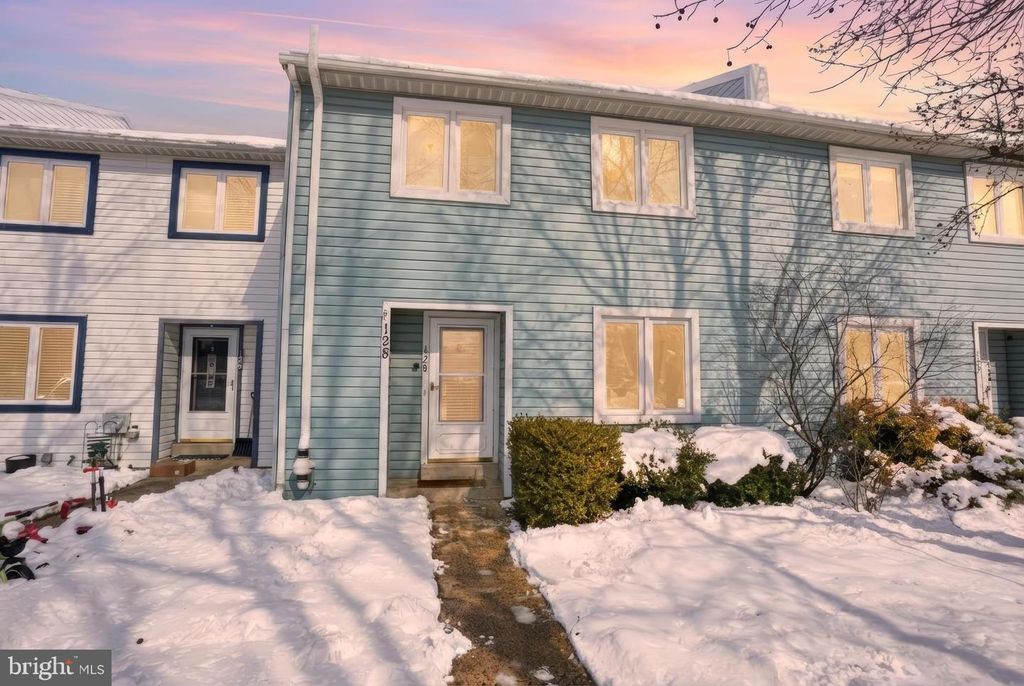 128 KRISTA CT, Chalfont, PA 18914