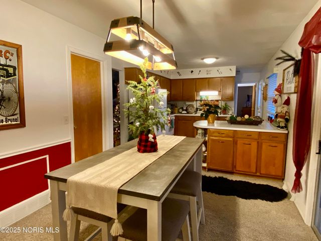 3300 Cromwell Drive, Oregon, OH 43616