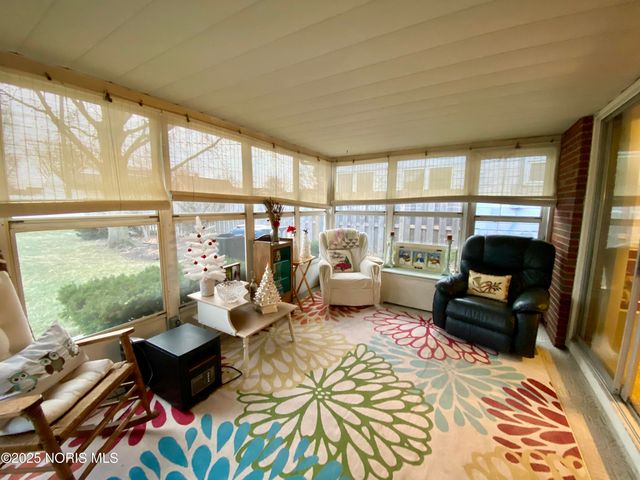 3300 Cromwell Drive, Oregon, OH 43616