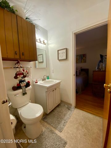 3300 Cromwell Drive, Oregon, OH 43616