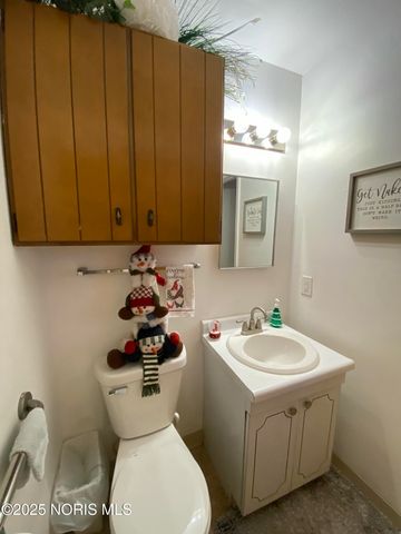 3300 Cromwell Drive, Oregon, OH 43616