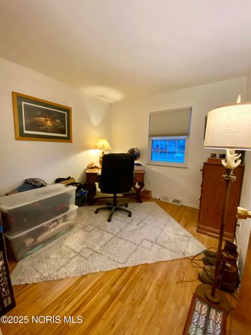 3300 Cromwell Drive, Oregon, OH 43616