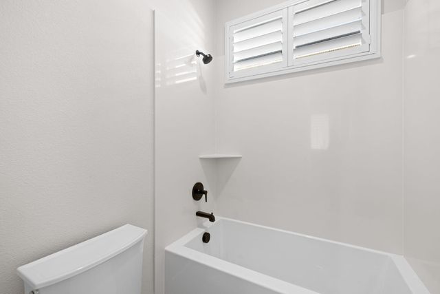 3053 Valencia St, Lodi, CA 95242