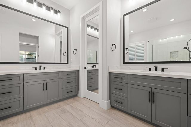 3053 Valencia St, Lodi, CA 95242