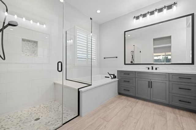 3053 Valencia St, Lodi, CA 95242