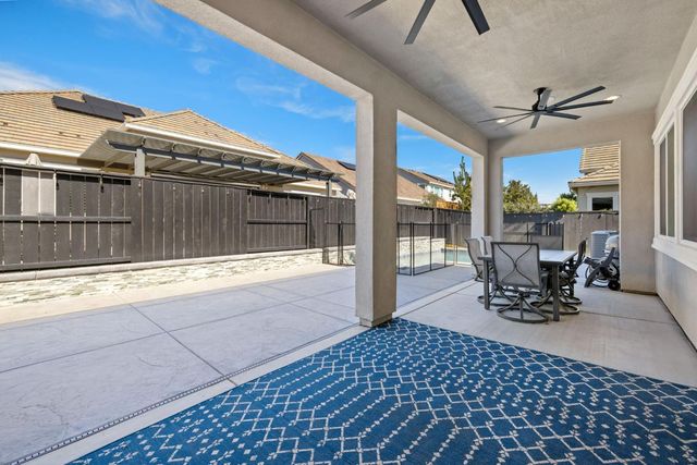 3053 Valencia St, Lodi, CA 95242