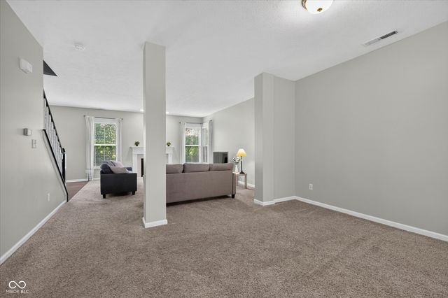 13024 W Elster Way, Fishers, IN 46037