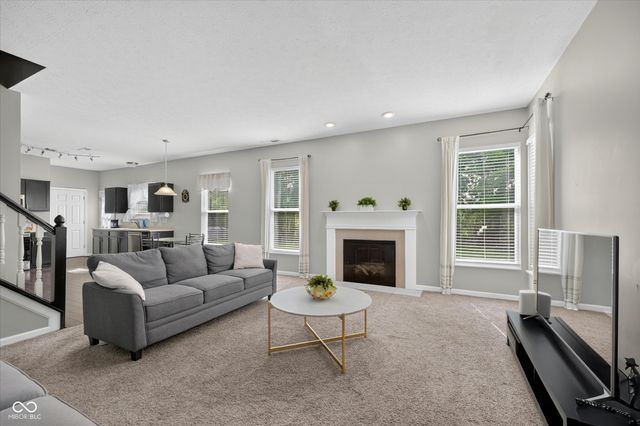 13024 W Elster Way, Fishers, IN 46037