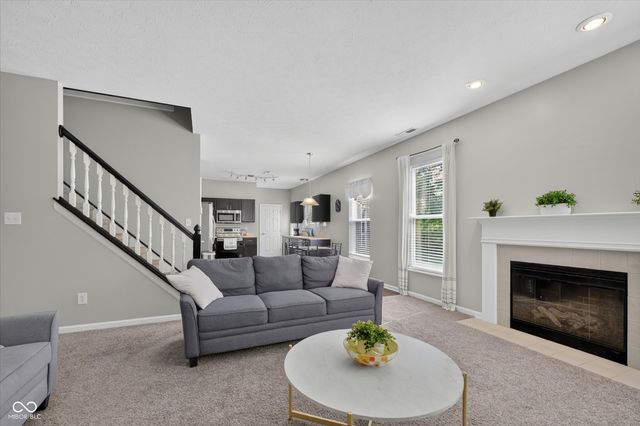 13024 W Elster Way, Fishers, IN 46037