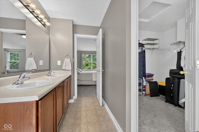 13024 W Elster Way, Fishers, IN 46037