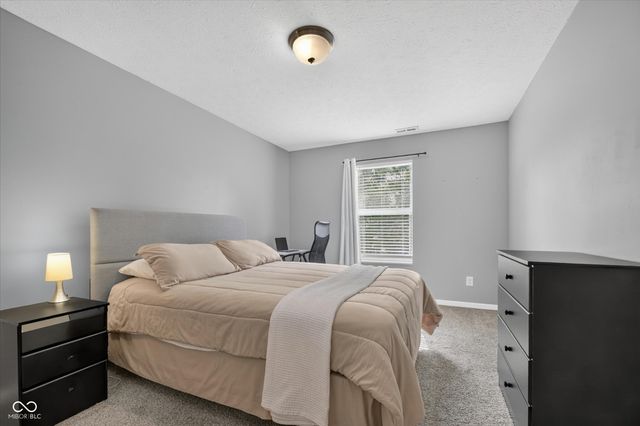 13024 W Elster Way, Fishers, IN 46037