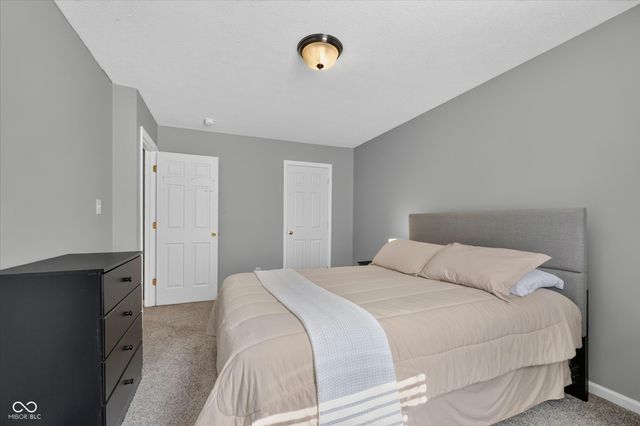 13024 W Elster Way, Fishers, IN 46037