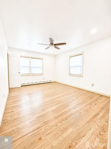 26 kilfoyle Avenue, Fords, NJ 08863