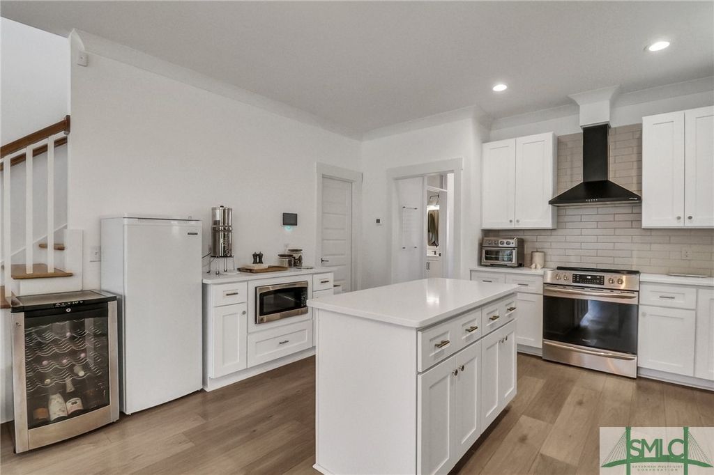 Image 15 of property listing at 1112 E 31st Street, Savannah, GA 31404