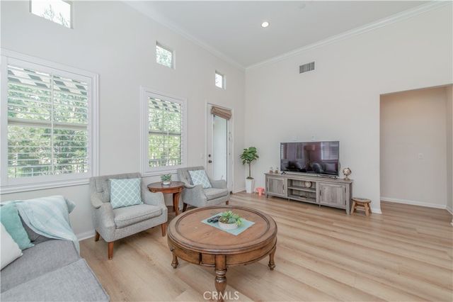 50 Rose Arch, Irvine, CA 92620