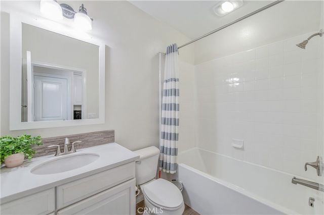 50 Rose Arch, Irvine, CA 92620