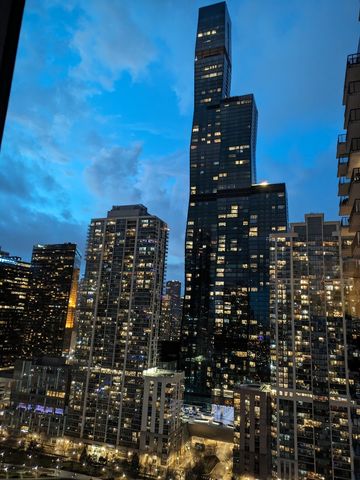 400 E Randolph Street 2812, Chicago, IL 60601