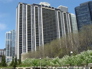 400 E Randolph Street 2812, Chicago, IL 60601