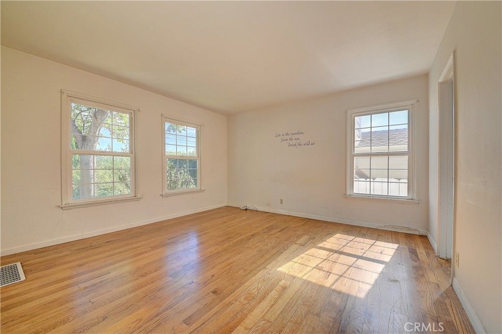 590 Seaview Street, Laguna Beach, CA 92651 — photo 5