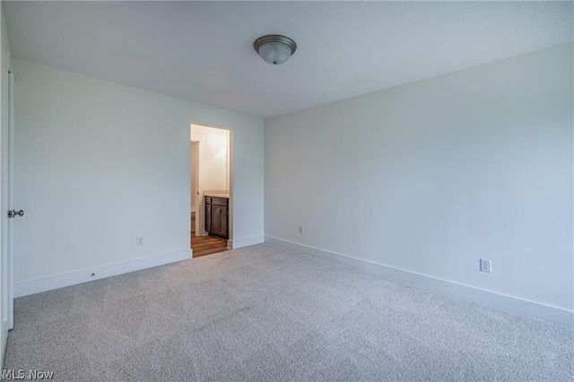2085 Glenmont Drive, Brunswick, OH 44212