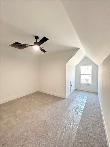 33 Buckland Lane, Bella Vista, AR 72715