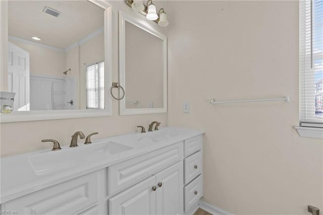 252 Belmont CIR, Yorktown, VA 23693
