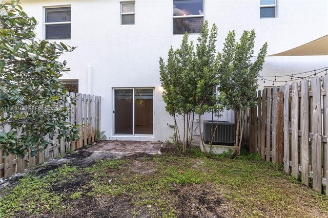 12307 NW 23rd Ct 12307, Miami, FL 33167