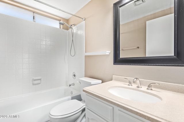 4430 W ORAIBI Drive, Glendale, AZ 85308