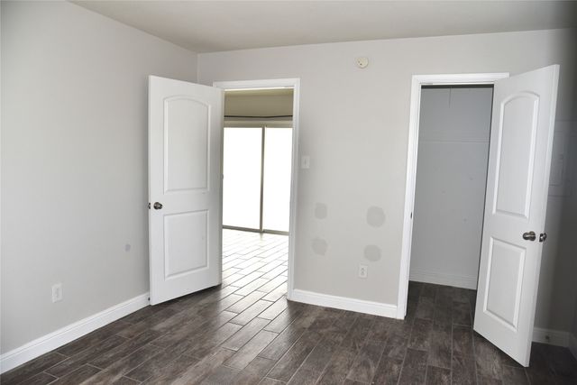 1001 Roky Court, Fort Worth, TX 76114