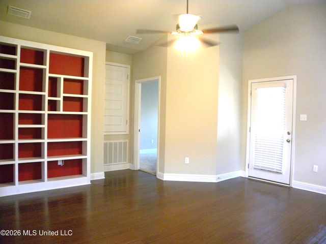 108 Clear Springs Circle, Ocean Springs, MS 39564