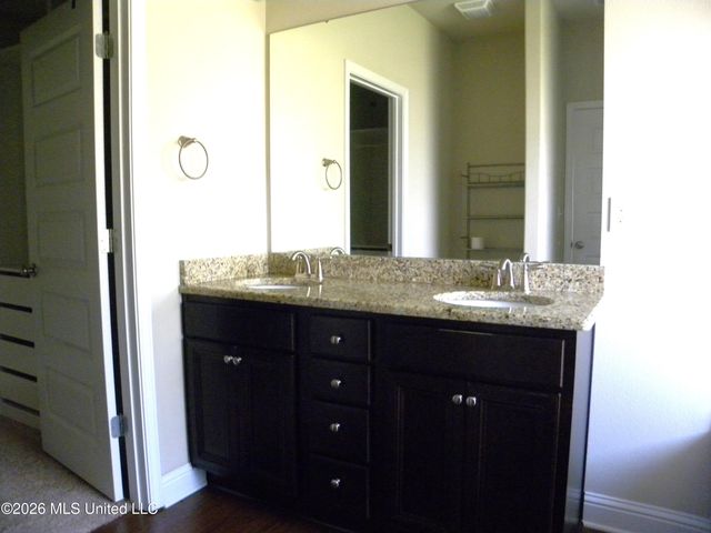 108 Clear Springs Circle, Ocean Springs, MS 39564