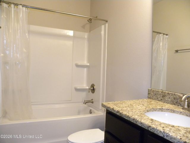 108 Clear Springs Circle, Ocean Springs, MS 39564