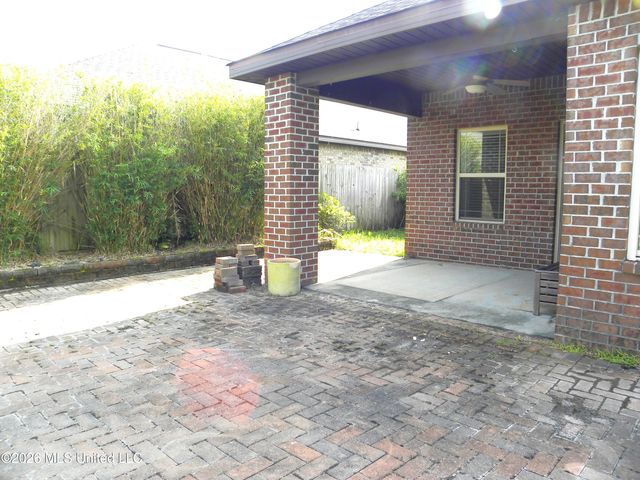 108 Clear Springs Circle, Ocean Springs, MS 39564
