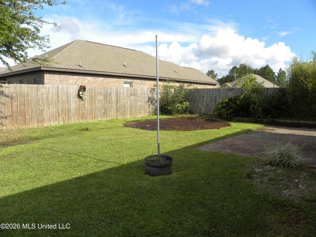 108 Clear Springs Circle, Ocean Springs, MS 39564
