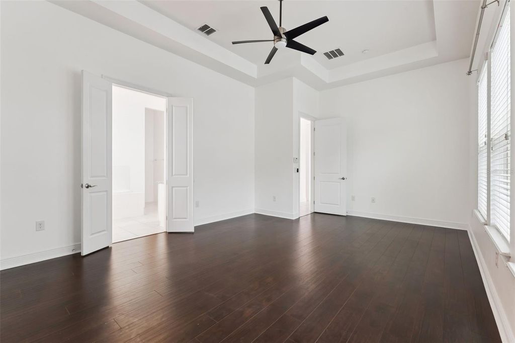 Image 13 of property listing at 10370 DOTH STREET, Orlando, FL 32836