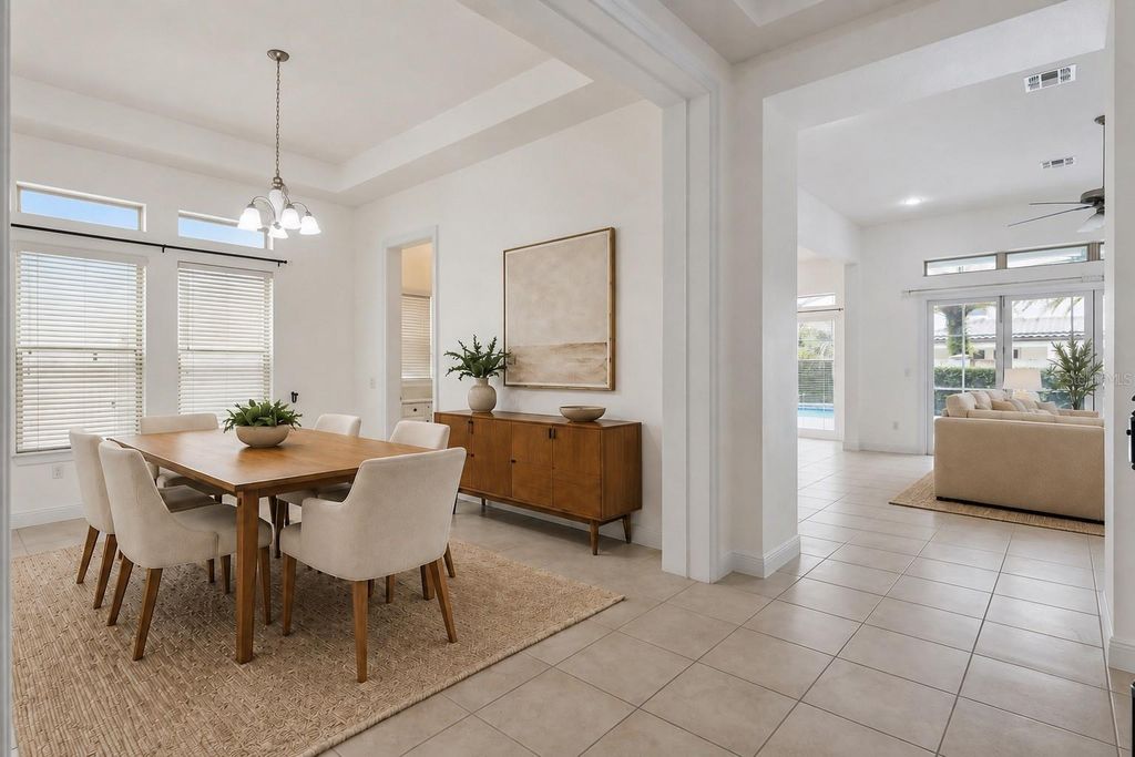 Image 3 of property listing at 10370 DOTH STREET, Orlando, FL 32836
